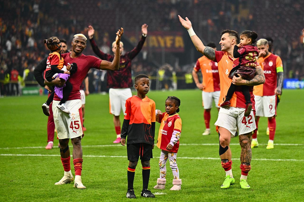 Galatasaray counts another windfall as Champions League run boosts revenue