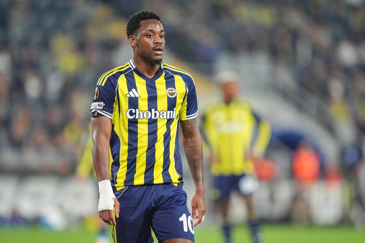 Jhon Duran of Fenerbahce takes part during the UEFA Europa League Week 3 match between Fenerbahce and Stuttgart at Chobani Stadium in Istanbul, Türkiye, October 23, 2025. (AA Photo)