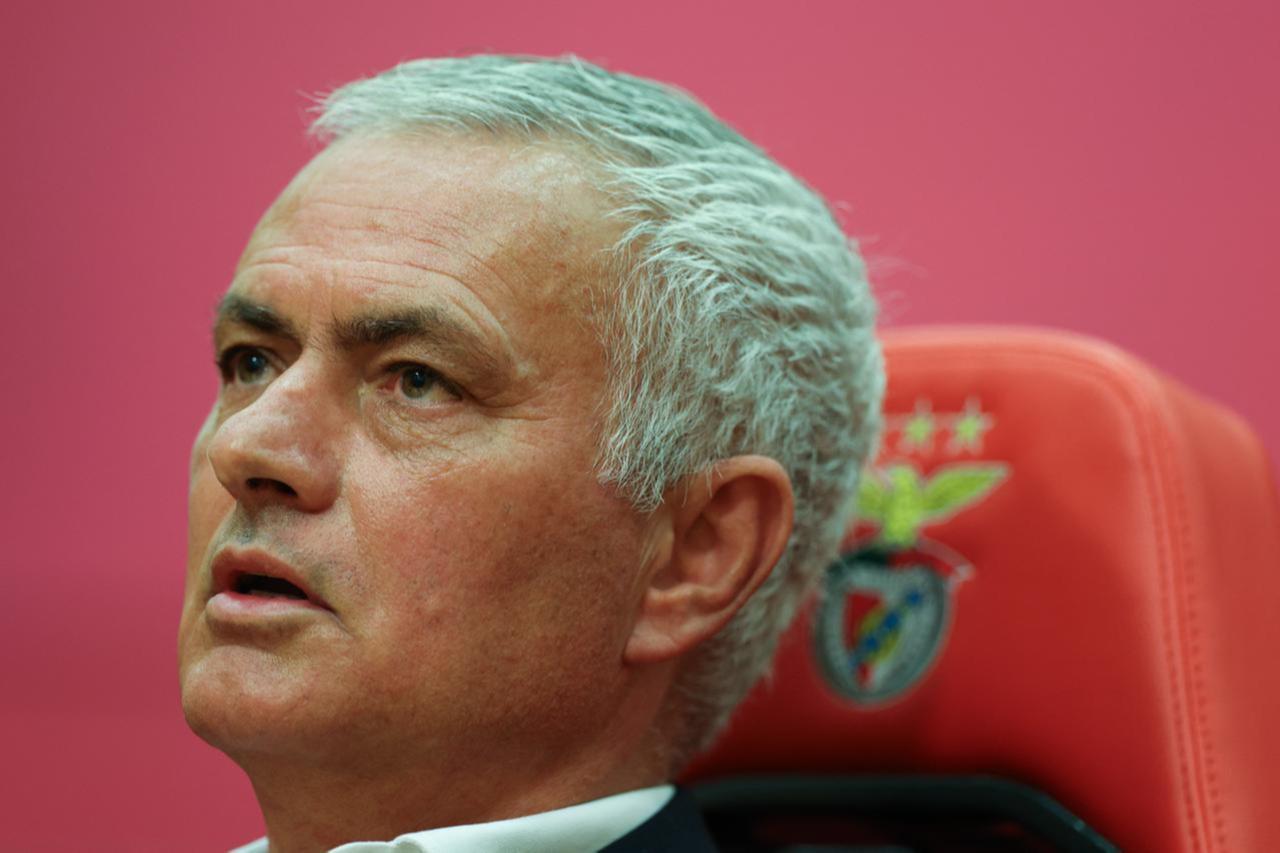 Portuguese coach Jose Mourinho attends a press conference during his official presentation as new Benfica coach at the Benfica Campus training center in Seixal, on the outskirts of Lisbon, Sept. 18, 2025. (AFP Photo)