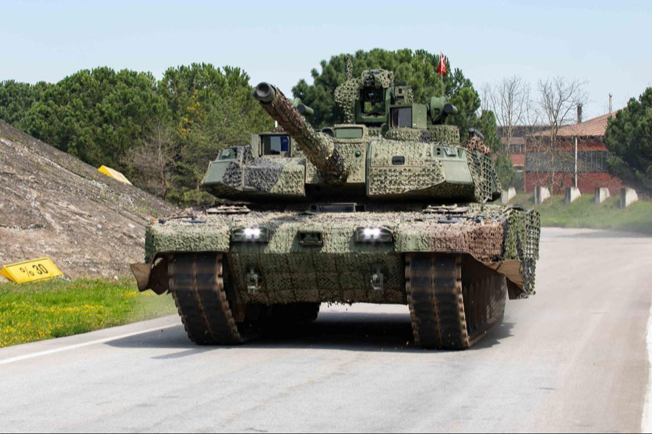 Türkiye's Altay main battle tank (MBT) during tests whose date and location have not been specified. (Photo via BMC)