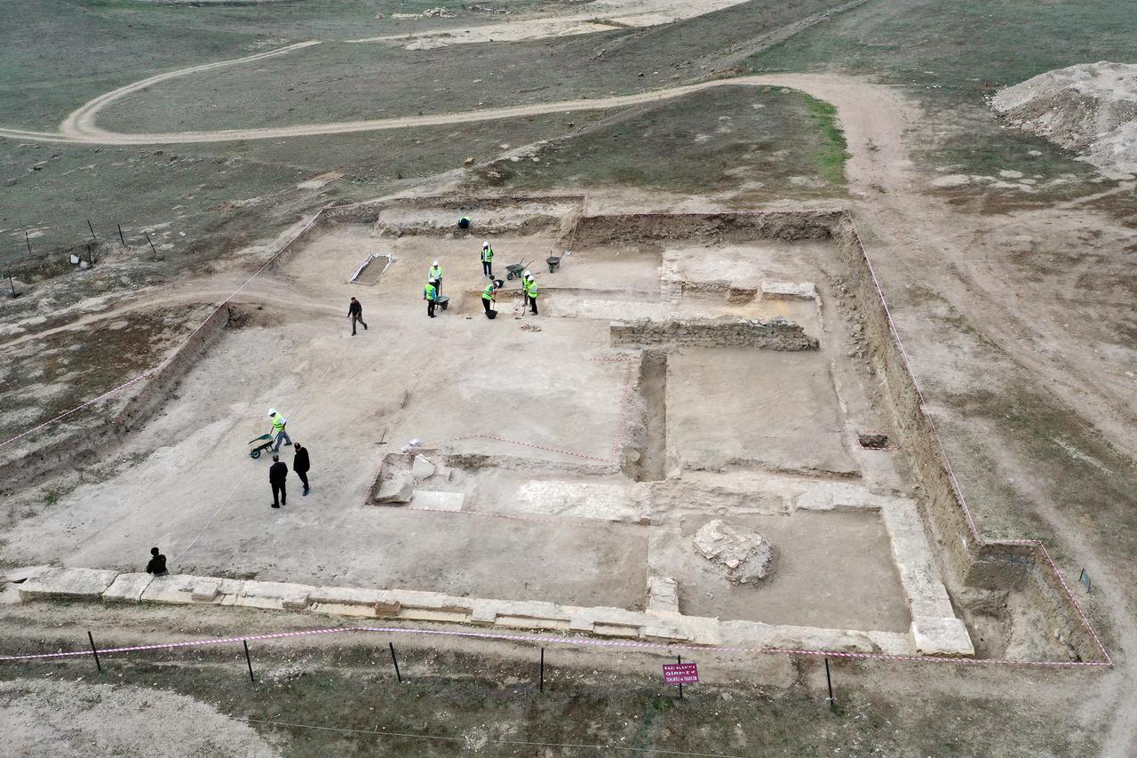 Türkiye's Pompeiopolis unearths shrine pointing to future Christian pilgrimage hub