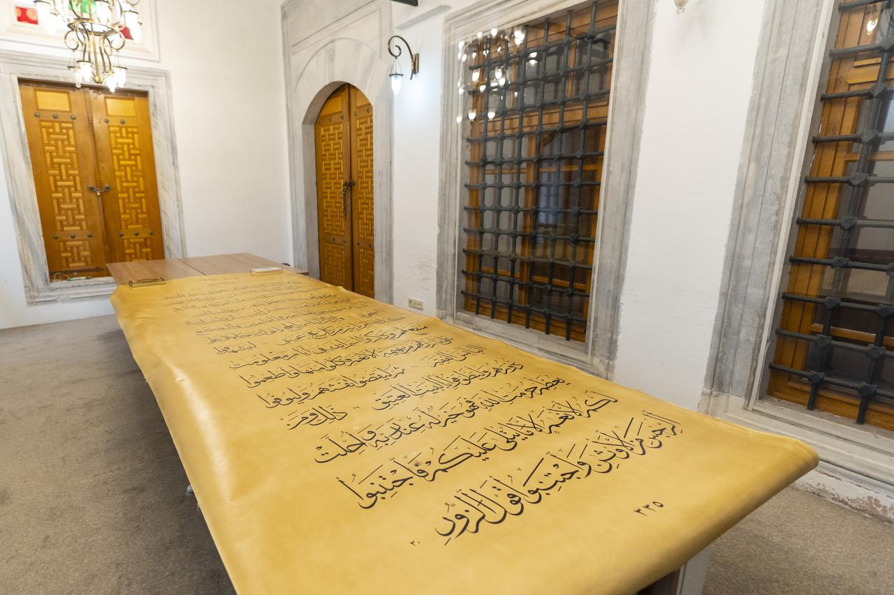 World’s largest handwritten Quran finished in Istanbul after 6 years of meticulous work