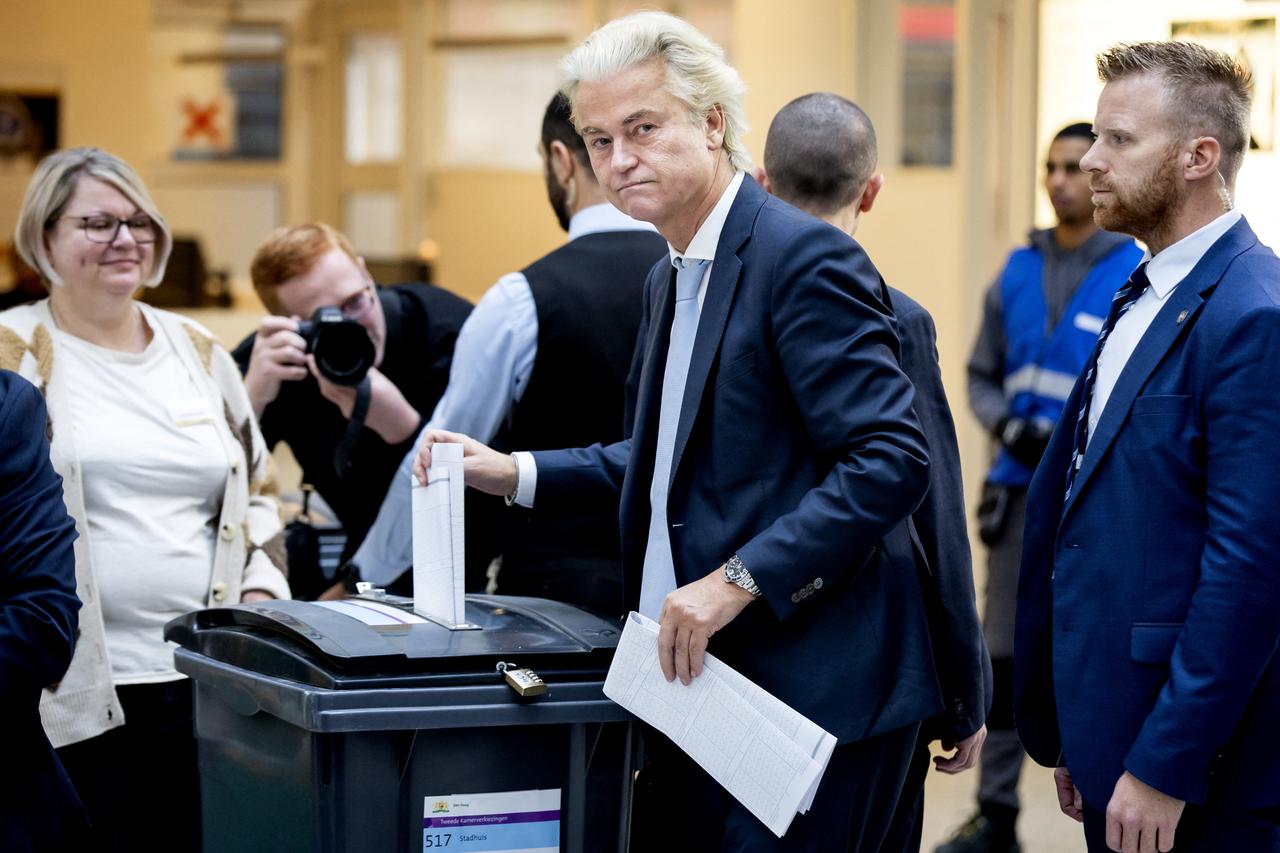 Dutch vote in snap election seen as test of far-right’s strength
