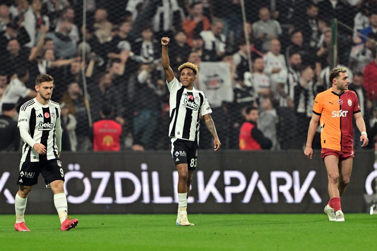 Gedson Fernandes (83) of Besiktas celebrates after scoring a goal during the Turkish Super Lig week 29 football match between Besiktas and Galatasaray at Tupras Stadium in Istanbul, Türkiye on March 29, 2025. (AA Photo)