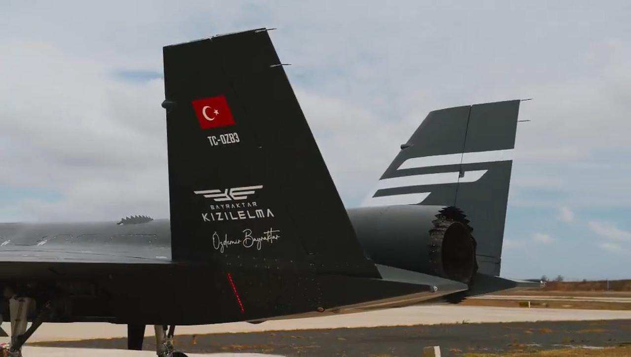 View of Baykar's third prototype TC-OZB3 Kizilelma unmanned fighter jet during a weapons test with Roketsan TEBER-82 guided bomb, Oct. 2, 2025. (Photo via Baykar)