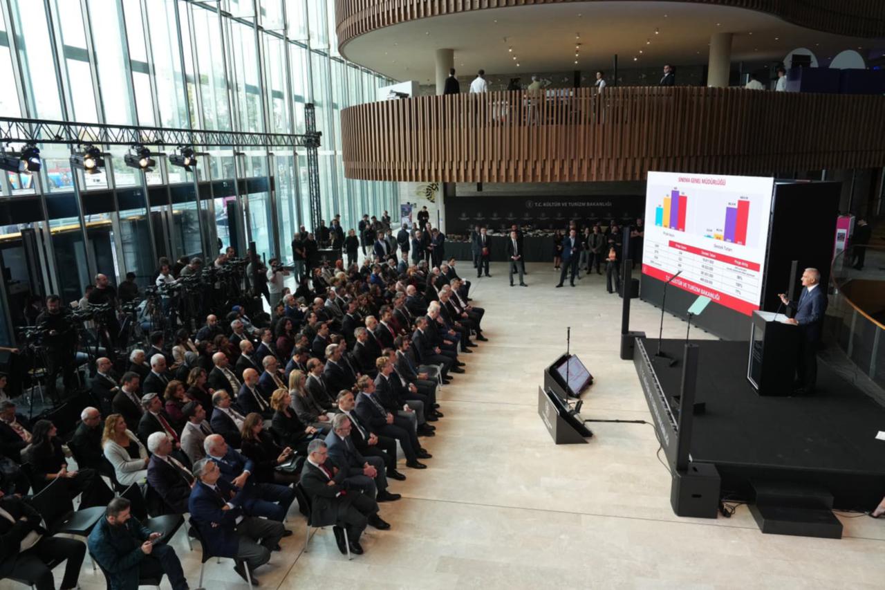 A general view of the 2025–2026 cultural season launch event at Ataturk Cultural Center, with Minister Mehmet Nuri Ersoy addressing the audience, Istanbul, Türkiye, Oct. 3, 2025. (Photo via Ministry of Culture and Tourism)