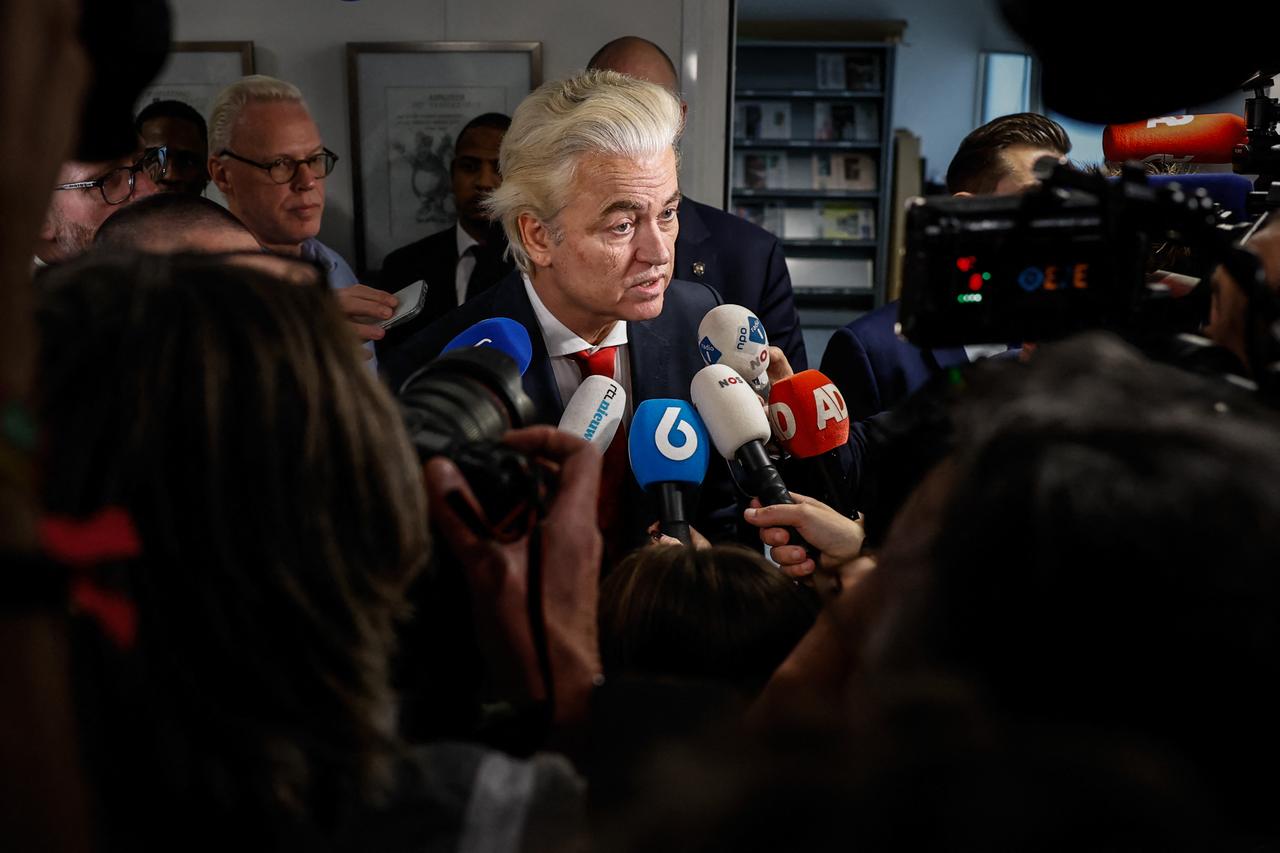 Leader of the PVV (The Party for Freedom) Geert Wilders reacts as he delivers remarks to journalists outside the PVV faction room at the Lower House, The Hague, Netherlands, October 30, 2025. (AFP Photo)