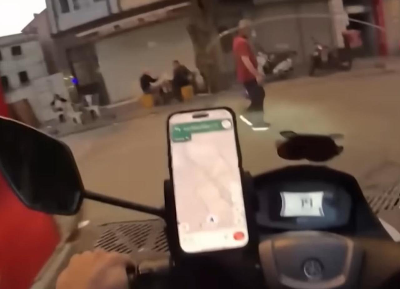 Spanish YouTuber attacked while filming in Beyoglu, June 14,  2025, Istanbu, Türkiye. (Photo via YouTube/@JavierRosasap)