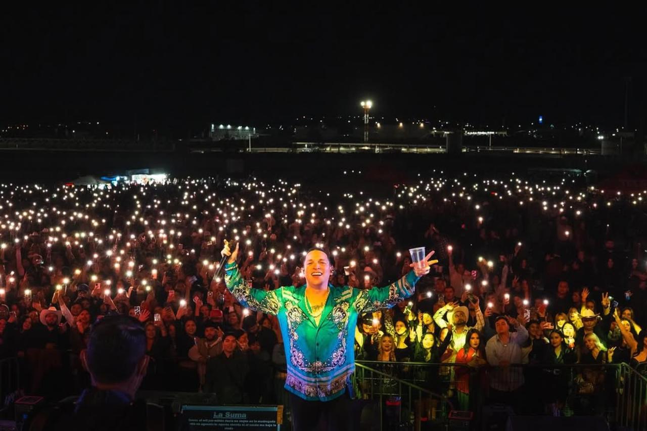 Spanish YouTuber/singer Javier Rosas performs live during his concert, Sonora, Mexico, October 20, 2025. (Photo via Instagram/@javierrosasap)