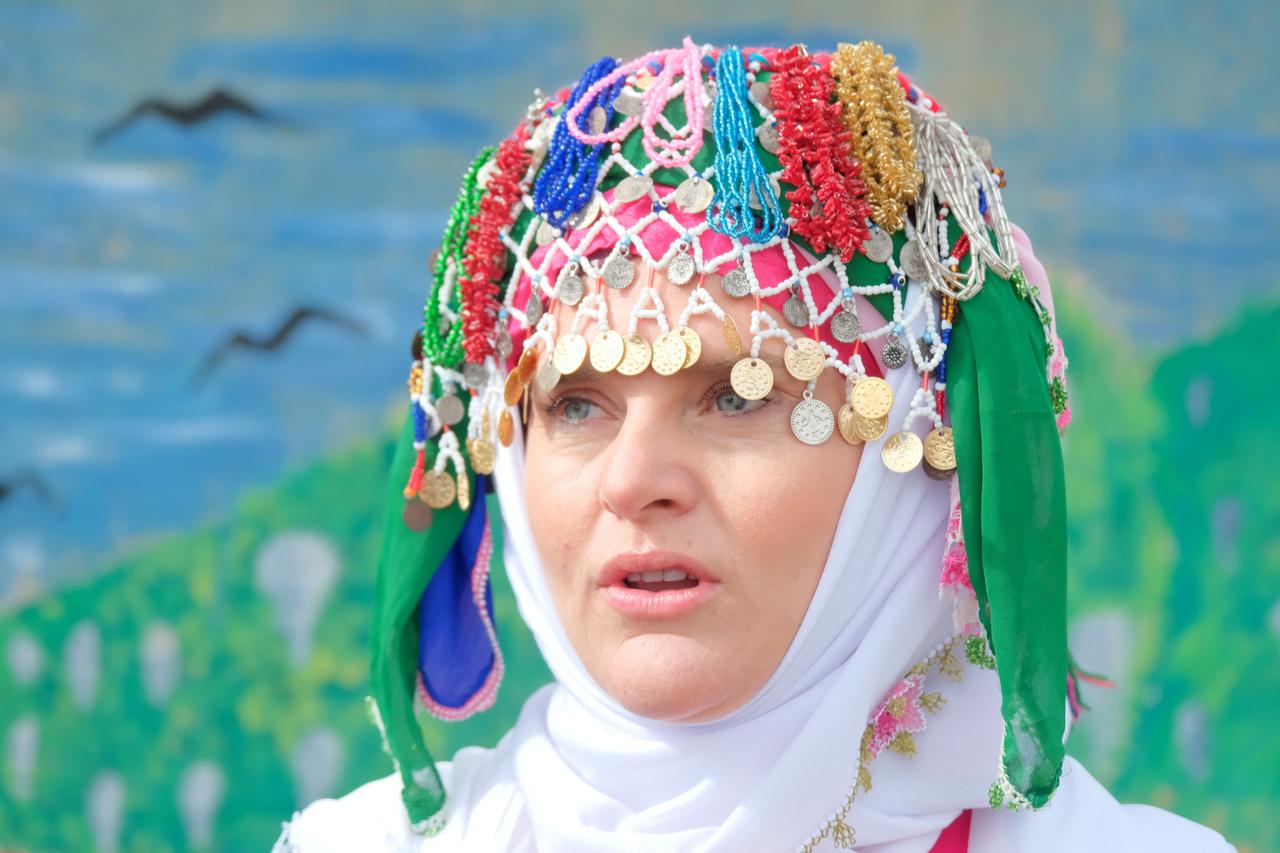 During the Grape Harvest Festival in Kizilcikdere village, Kirklareli, locals brought the traditional gelin basi catma custom back to life. Kirklareli, Türkiye, October 5, 2025. (AA Photo)
