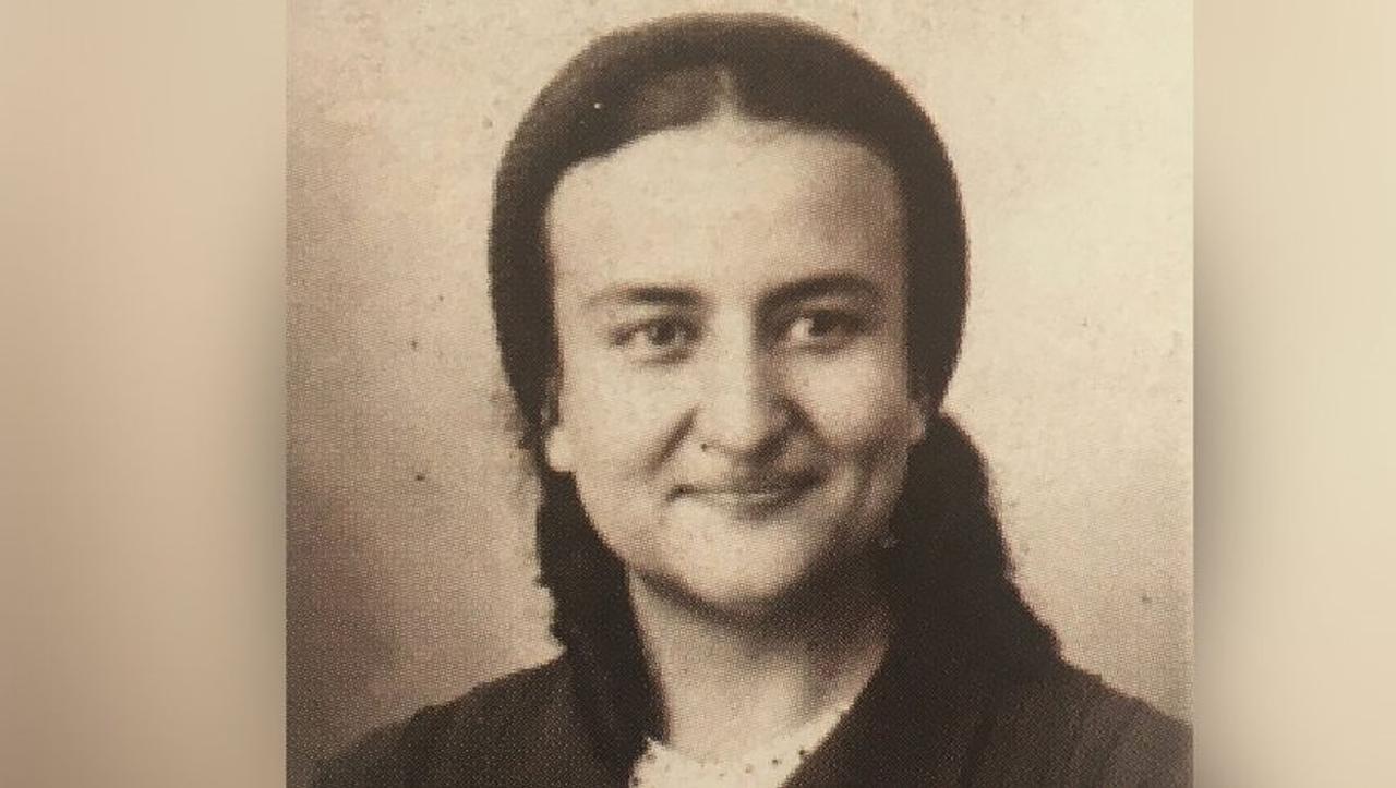 Nuzhet Gokdogan, 1954'te İstanbul Üniversitesi Bilim Bölümü'nde atandıktan sonra Türkiye'nin ilk kadın dekanı olduğu için de bilinir. (Arşiv fotoğrafı)