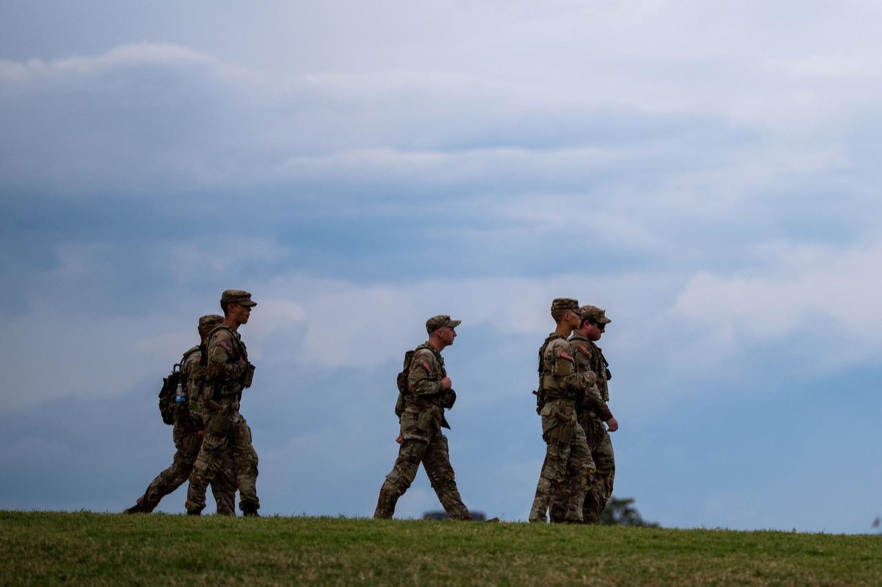 Members of the National Guard walk near the Washington Monument while patrolling the National Mall in Washington, DC on Sept. 4, 2025. (AFP Photo)