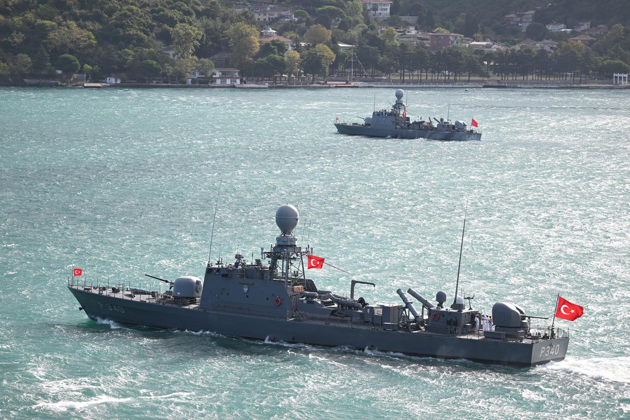 The TCG Dogan is featured during the naval parade held in the Bosphorus in Istanbul, Türkiye, on September 27, 2025. (AA Photo)