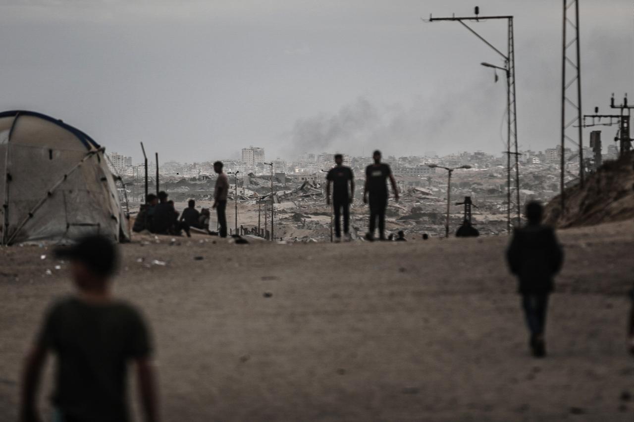 Smoke rises after Israeli forces carried out attacks on several areas across the Gaza Strip despite the announcement of a cease-fire agreement in Gaza City, Gaza,  Oct. 9, 2025. (AA Photo)