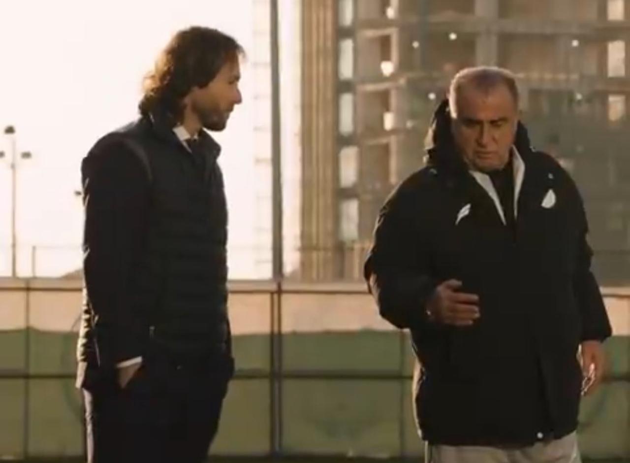 Turkish coach Fatih Terim (R) speaks with former Czech international Pavel Nedved during a training session with Saudi club Al Shabab in Riyadh, Saudi Arabia. (Photo via X)