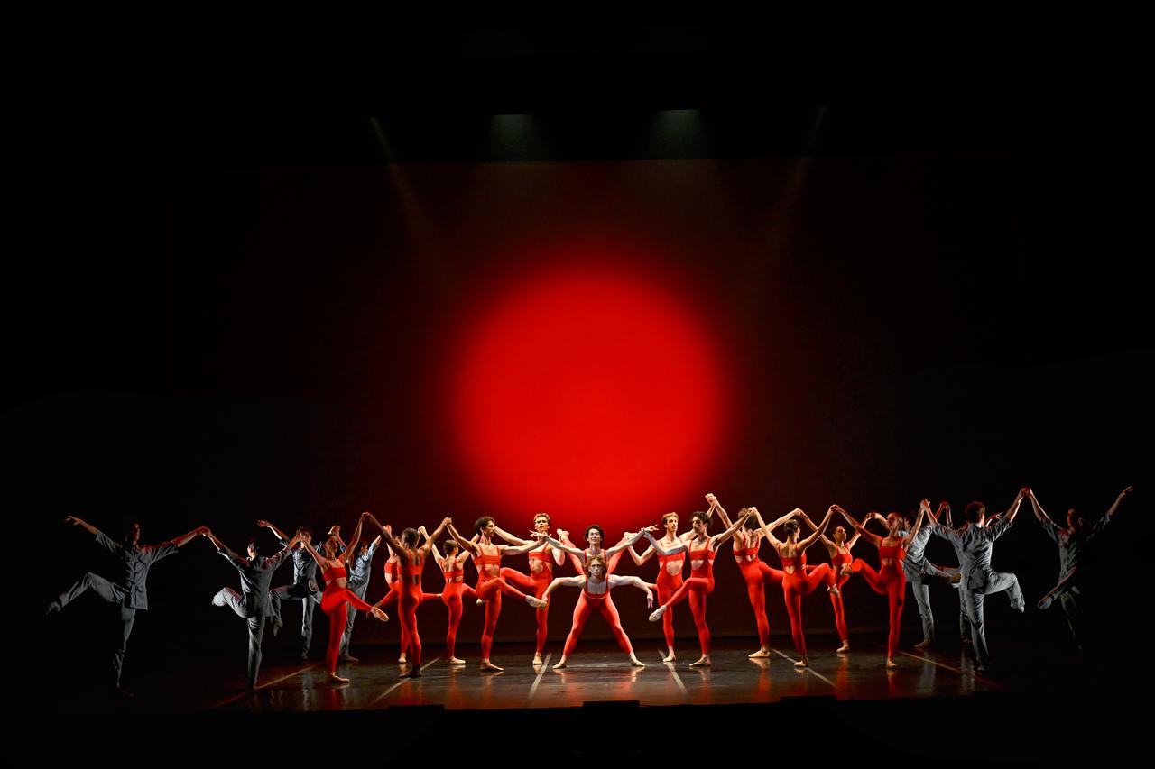 The ensemble of Bejart Ballet Lausanne on stage. (Photo via Bejart Ballet Lausanne)