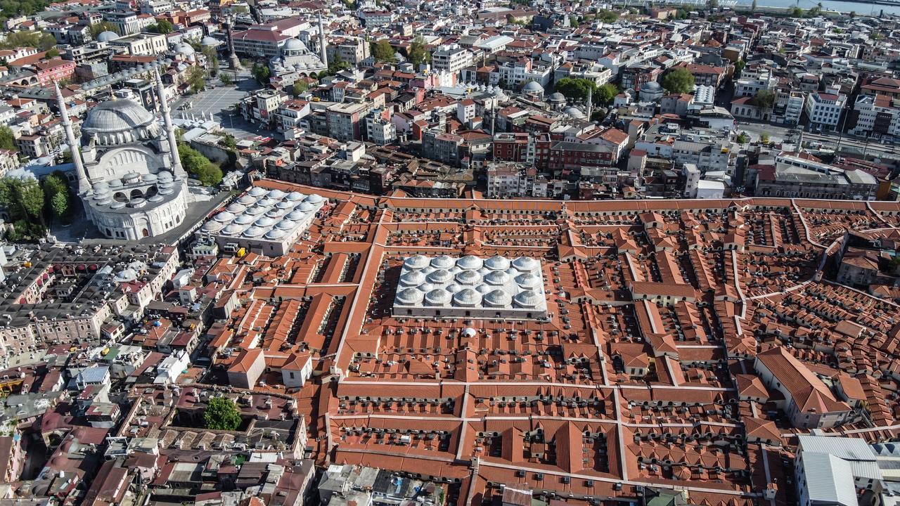 Aerial view of historic Grand Bazaar in Istanbul, Türkiye. (Adobe Stock Photo)