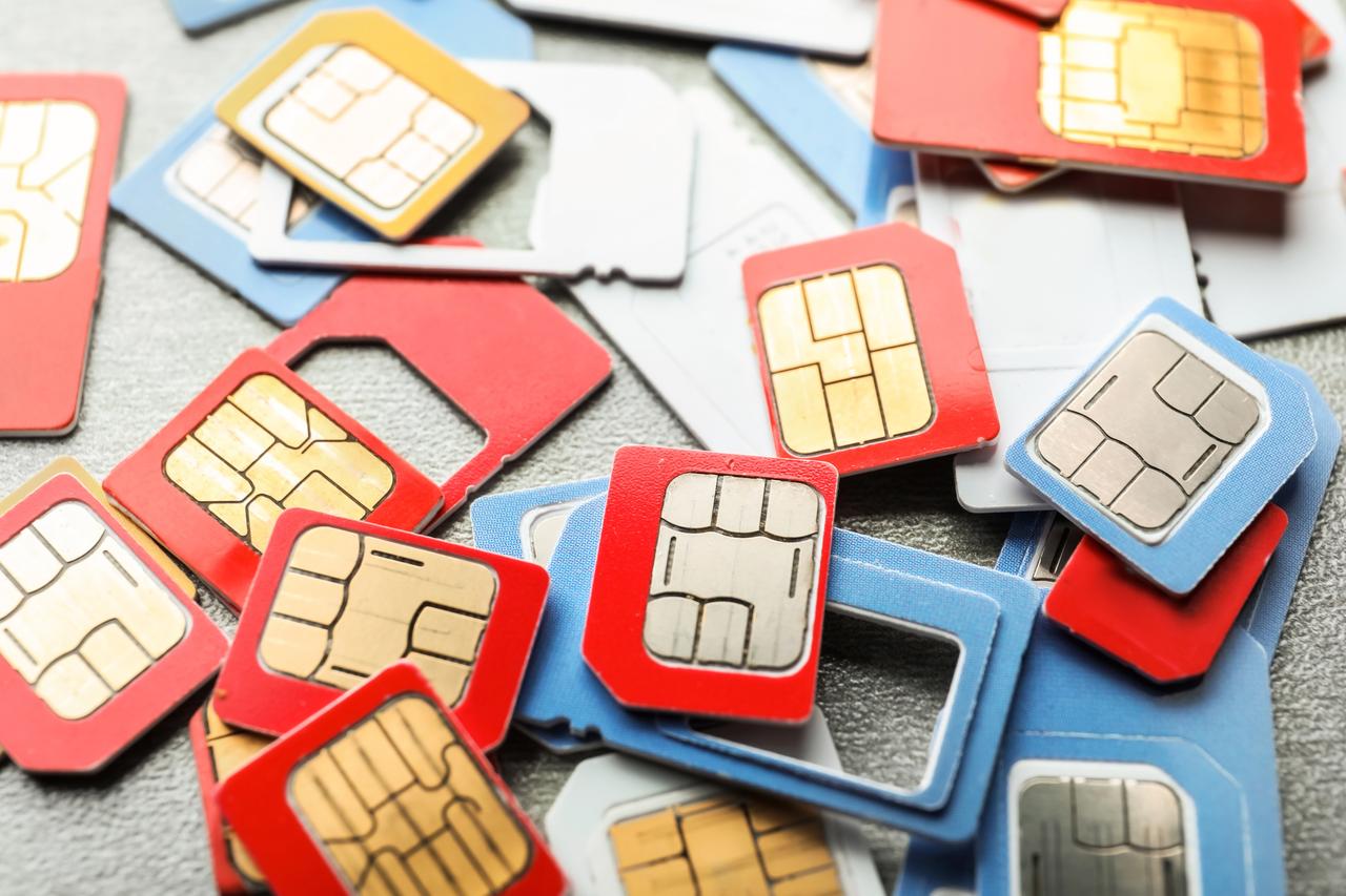 Russia blocks foreign SIM internet for 24 hours to counter drones