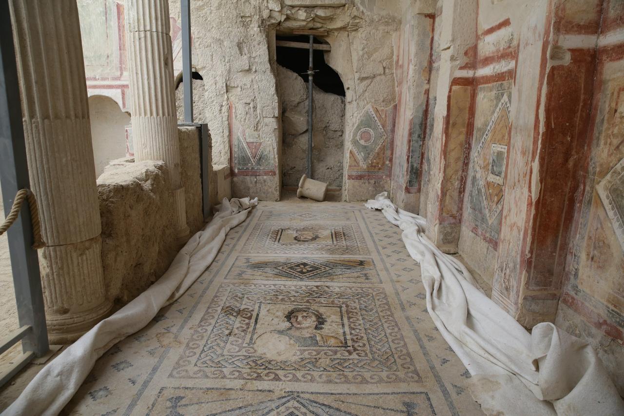 Türkiye'nin güneydoğusundaki Zeugma antik kentindeki Muses Evi'nden bir görünüm, 17 Ağustos 2021. (AA Fotoğraf)