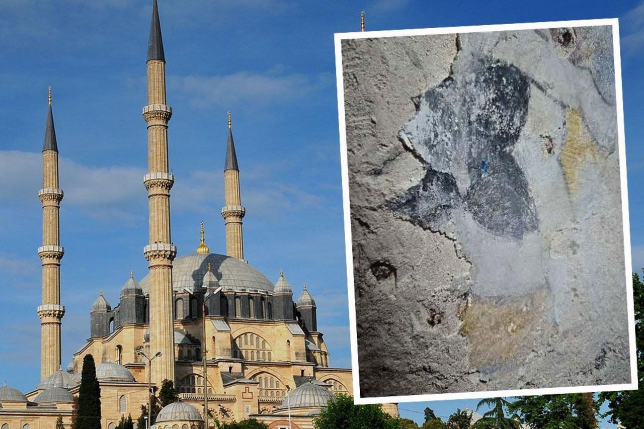 Restoration reveals Mimar Sinan’s 450-year-old decorative layers in Selimiye Mosque 