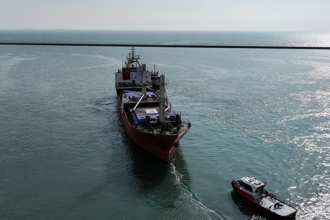 Türkiye sends 18th 'Goodness Ship' carrying 800 tons of aid to Gaza