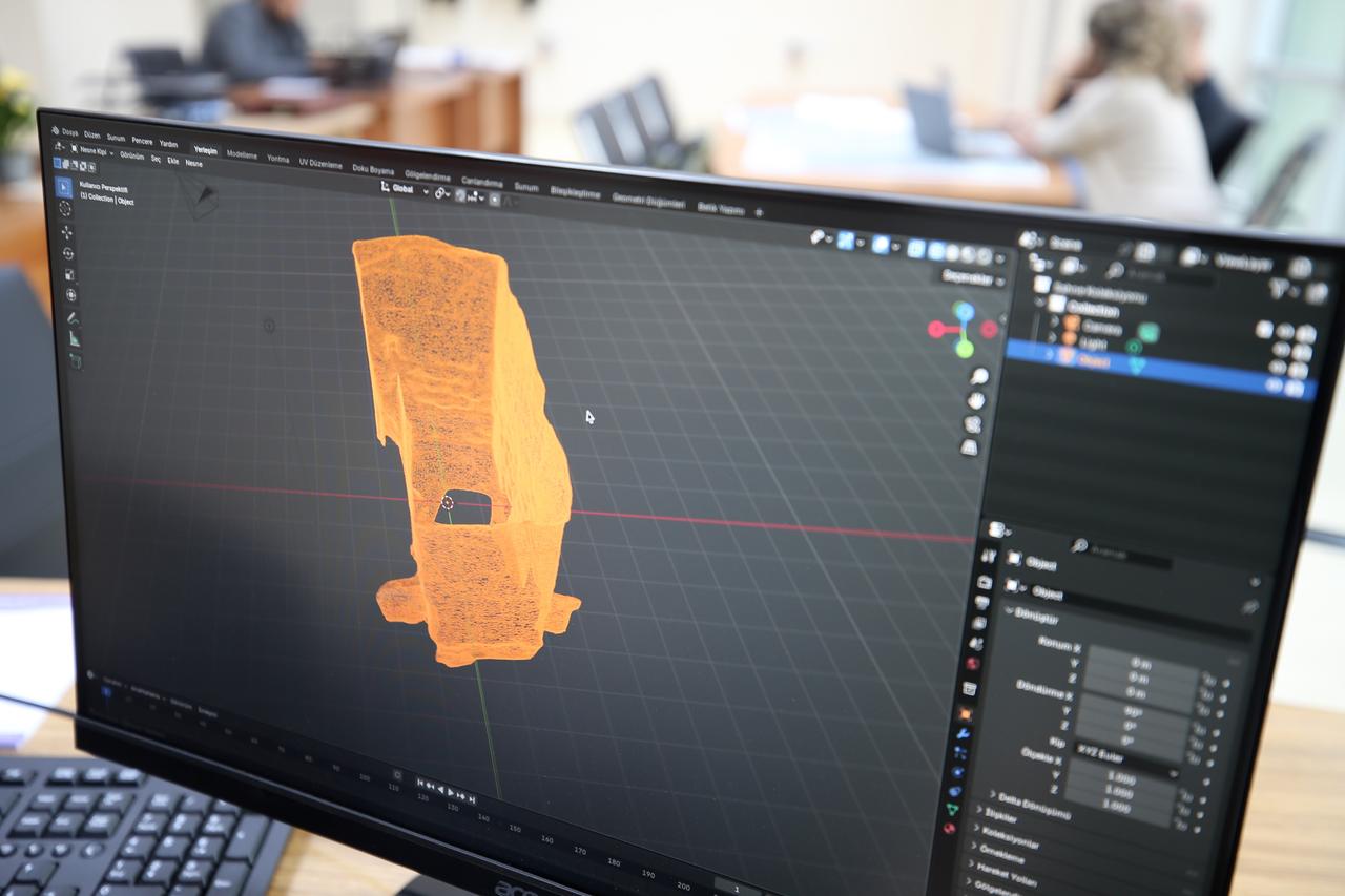 A detailed laser scan of an artefact from the Battle of Manzikert site is processed by digital archaeologists at Mus Alparslan University, Mus, Türkiye, Nov. 13, 2025. (AA Photo)