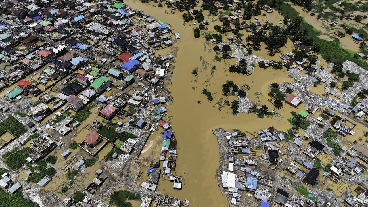 Flooded houses on the banks of the Ndjili River after torrential rains fell in the capital of the Democratic Republic of Congo (DRC), as well as in the neighboring province of Kongo-Centraş on April 7, 2025. (AFP Photo)