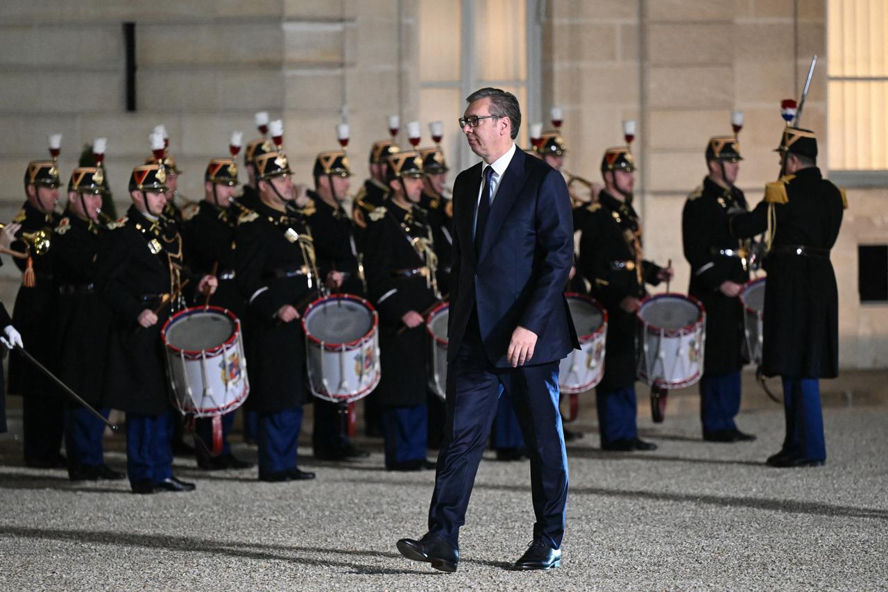 Serbia's President Aleksandar Vucic arrives at The Elysee Presidential Palace for a working dinner with French president in Paris, France on November 13, 2025. (AFP Photo)