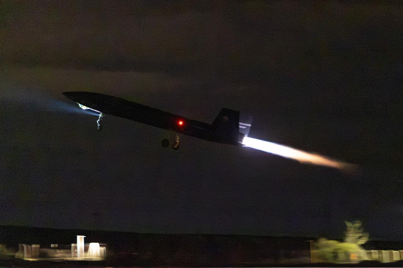 Turkish defense giant Aselsan’s low-observable Electro-Optical Targeting System (EOTS), Toygun, has been successfully integrated into Bayraktar Kizilelma, accessed on Nov. 17, 2025. (AA Photo)