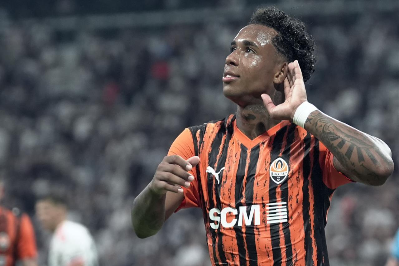 Kevin of Shakhtar Donetsk celebrates after scoring a goal during the UEFA Europa League second qualifying round first leg match against Shakhtar Donetsk at Tupras Stadium in Istanbul, Turkiye, on July 24, 2025. (AA Photo)