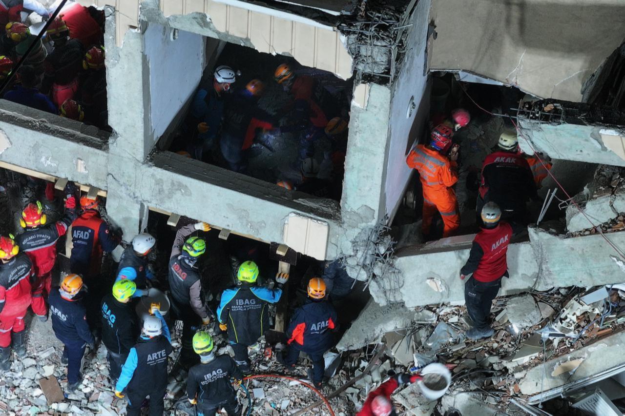 Building collapses without disasters spark security fears in Türkiye’s cities