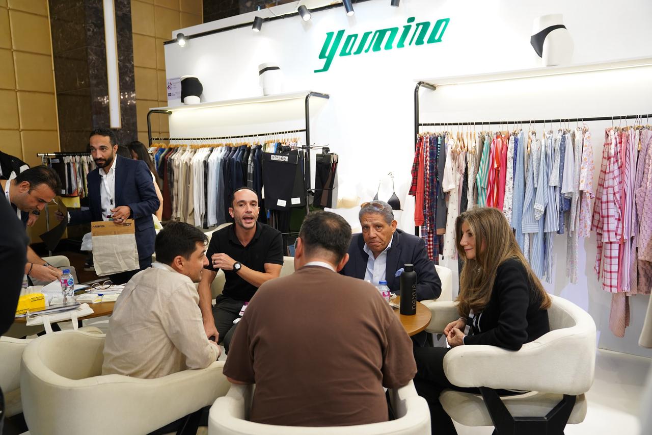 Participants in Destination Africa 2025 are seen chatting during the fair in Egypts capital, Cairo, on November 12. 2025. (Photo credit: Destination Africa)