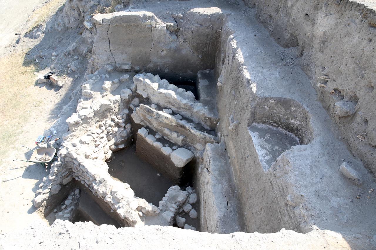 New discoveries at Degirmenler Hoyuk shed light on pre-Karaz architecture
