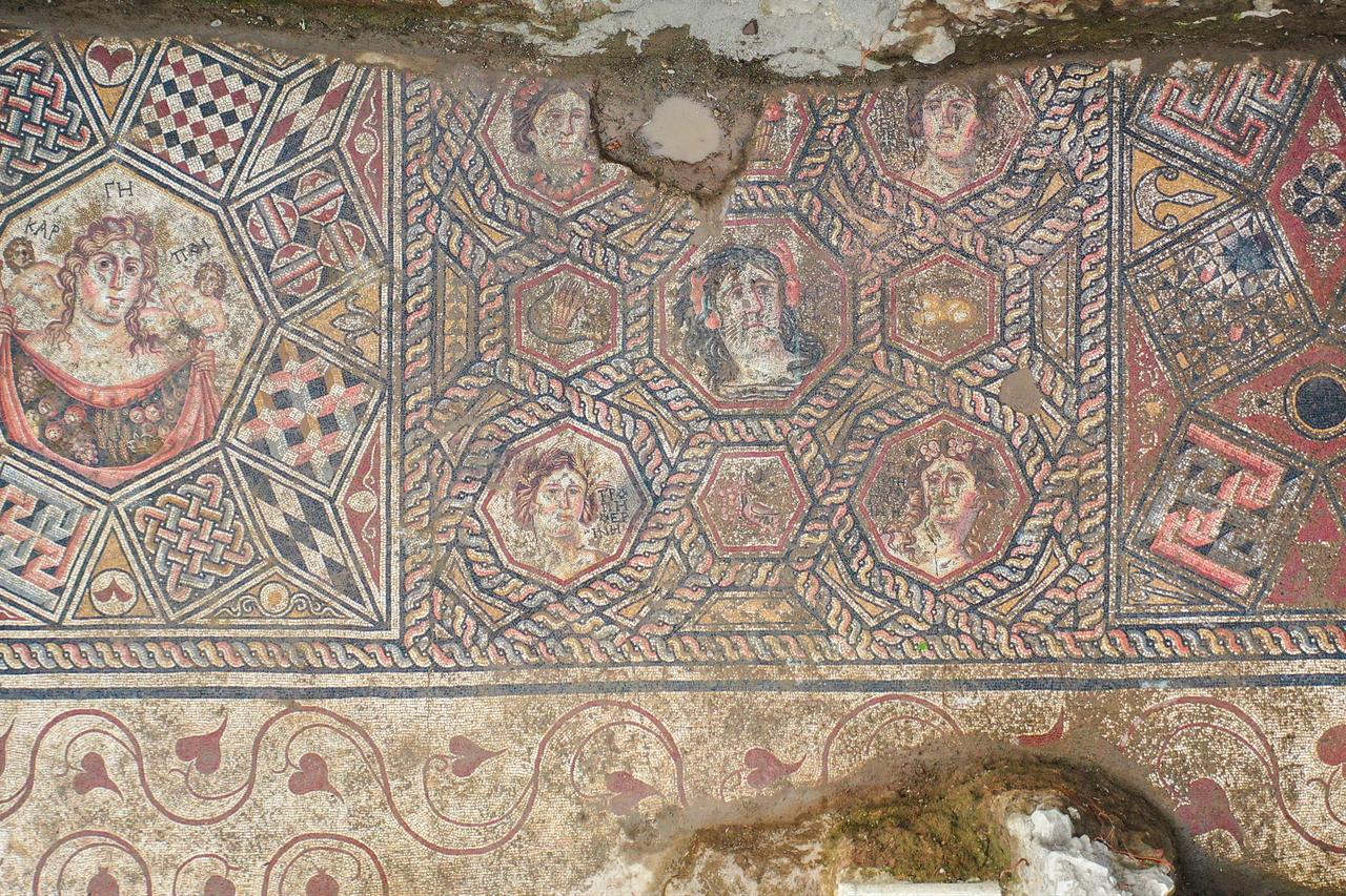 3rd-century Roman mosaic emerges in Iznik amid preparations for Papal visit
