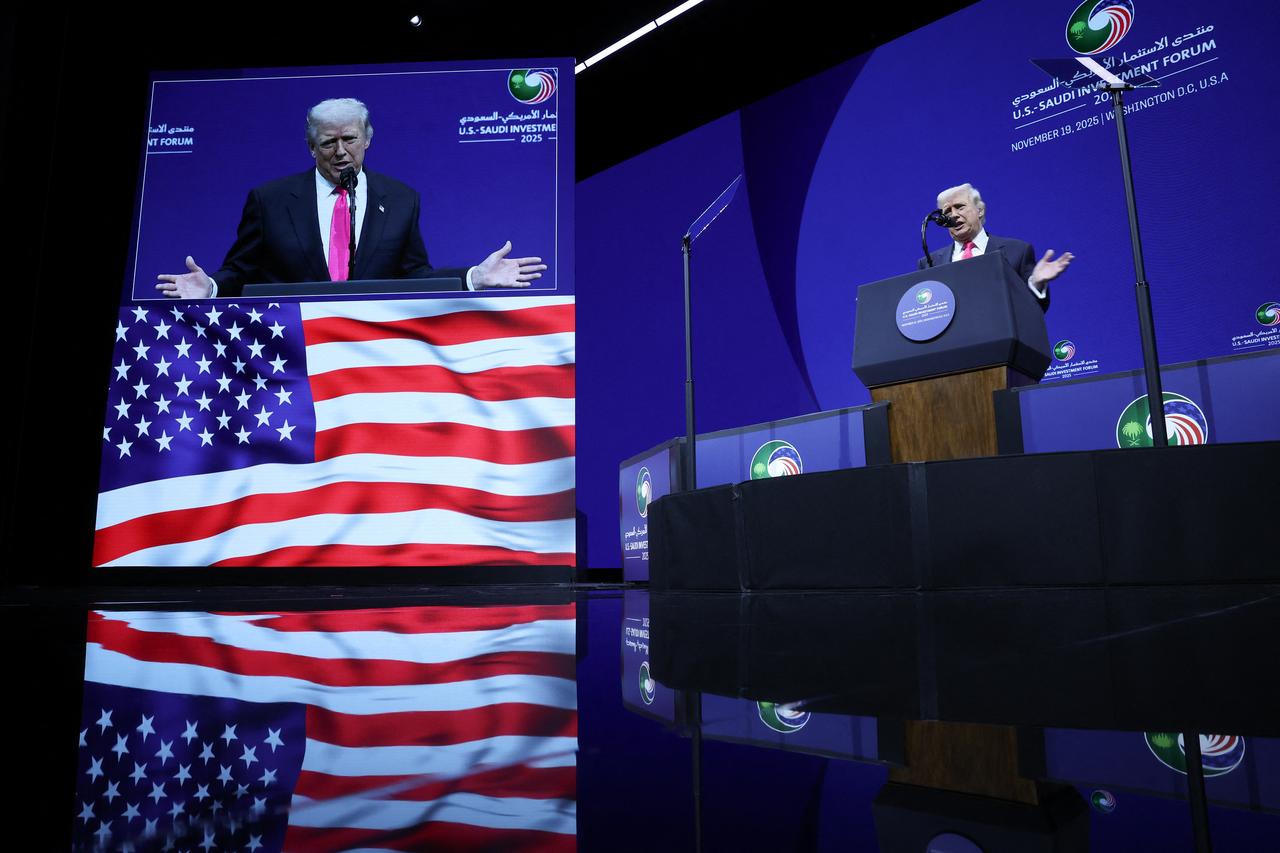 U.S. President Donald Trump speaks at the U.S.-Saudi Investment Forum at the Kennedy Center in Washington, DC, U.S. on Nov. 19, 2025. (AFP Photo)
