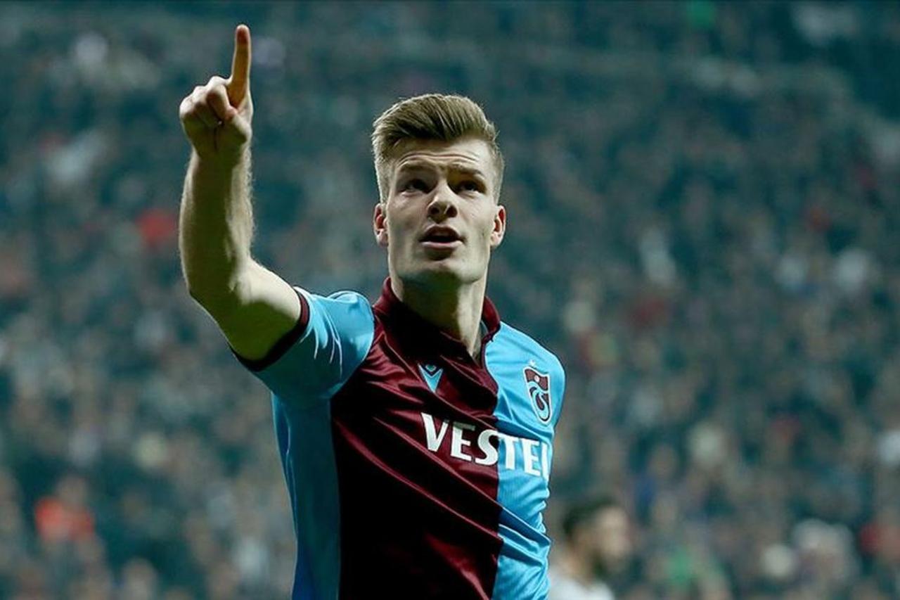 Fenerbahce set sights on Sorloth as reports claim striker wants Atletico Madrid exit