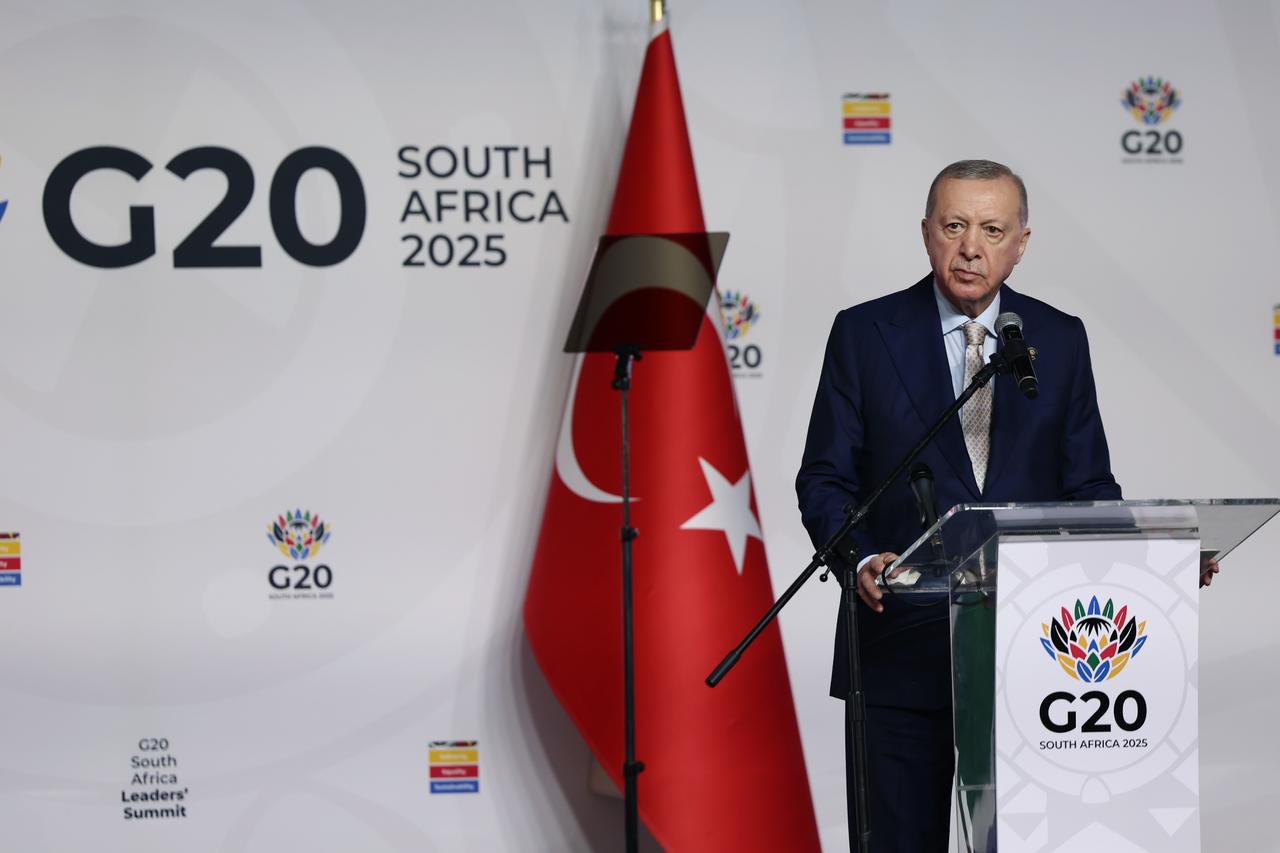 Erdogan pushes to restart Istanbul peace talks ahead of Nov. 24 Putin call