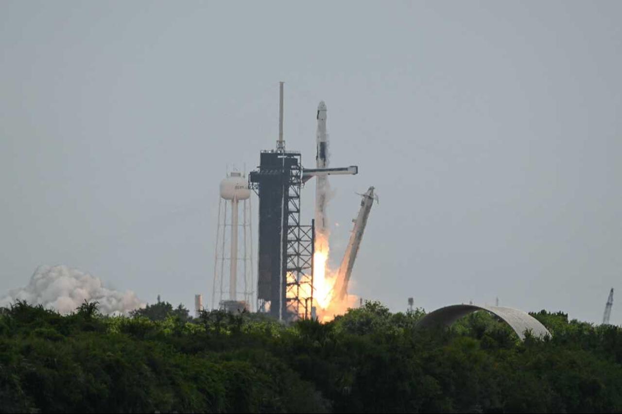 A SpaceX Falcon 9 rocket with the Crew Dragon capsule Endeavour carrying the Crew-11 mission lifts off from Launch Complex 39A at NASA's Kennedy Space Center in Florida, US on Aug. 1, 2025. (AFP Photo)