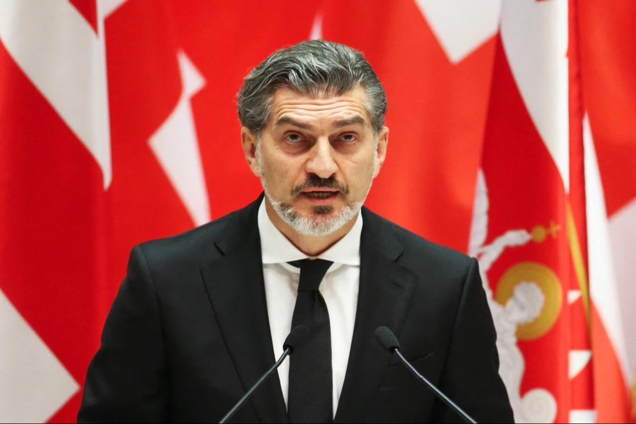 Mikheil Kavelashvili, elected by lawmakers as Georgias new President, takes the oath during his swearing-in ceremony at the parliament in Tbilisi, Georgia, Dec. 29, 2024. (AFP Photo)
