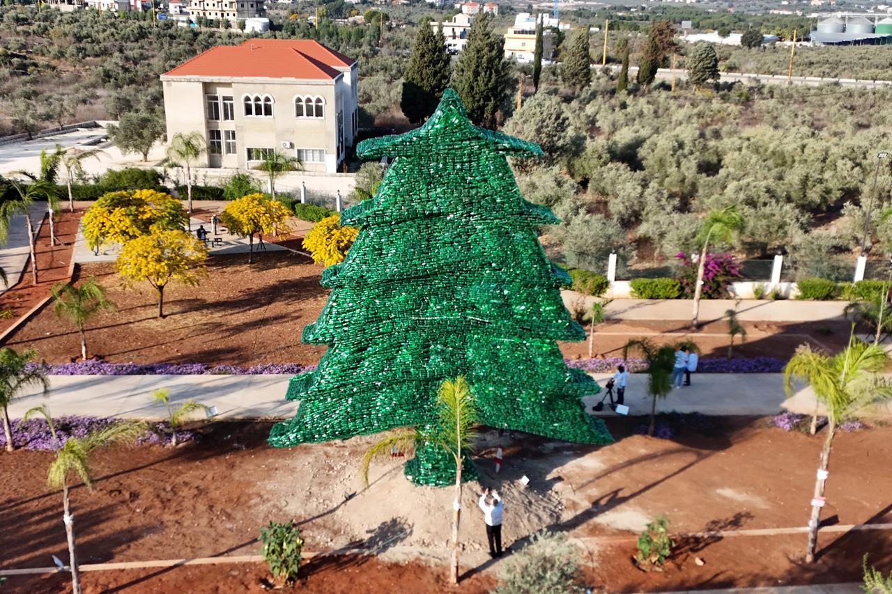 Lebanese artist breaks Guinness Record with 10-meter tree made of plastic bottles