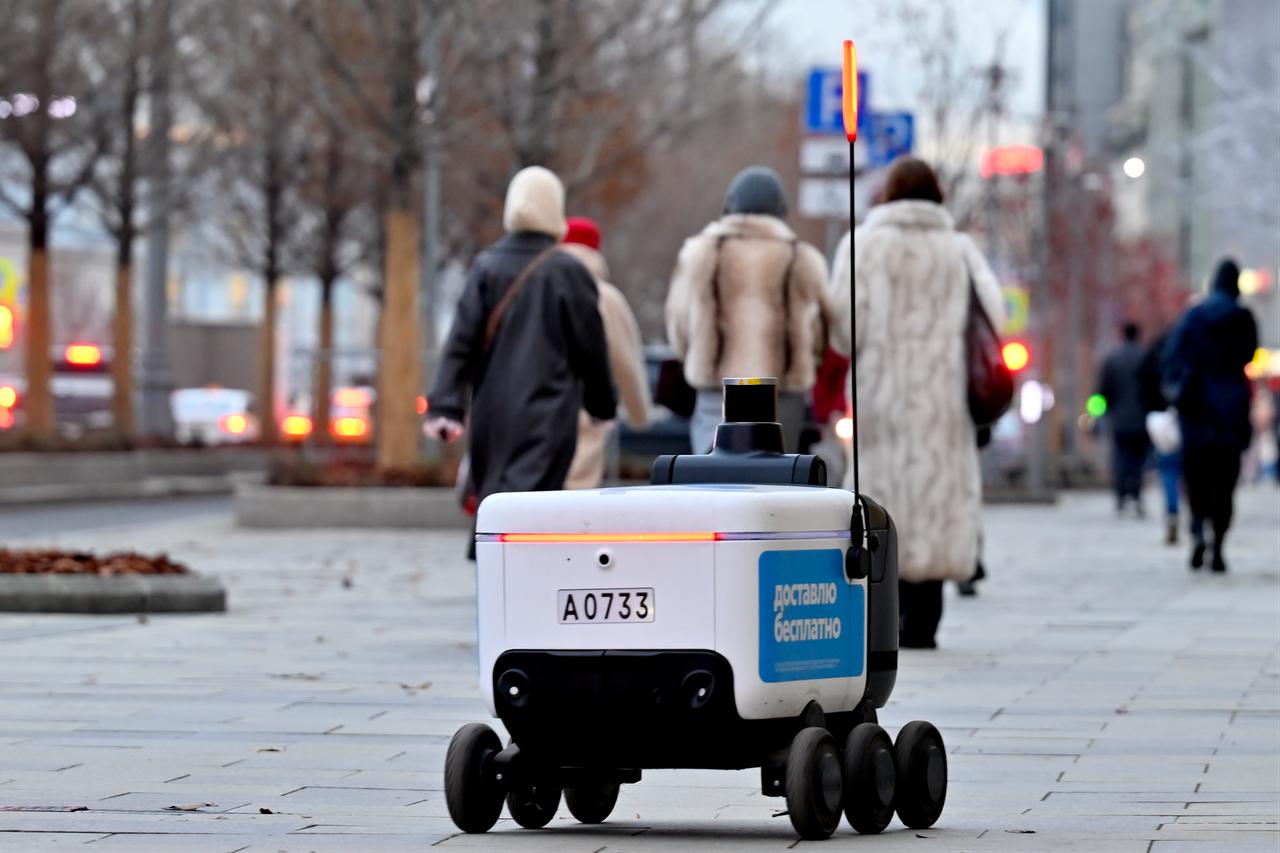 Facing sanctions but seeking a place in the global tech race, Russia is trying to ‘step up’ with new robotics and domestic AI models, Russia, Nov. 24, 2025. (AA Photo)