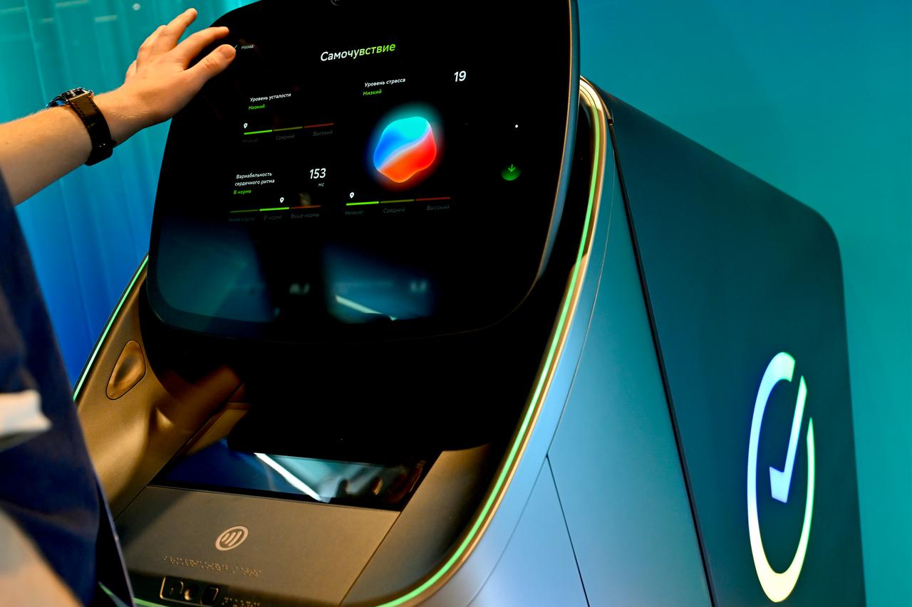 Facing sanctions but seeking a place in the global tech race, Russia is trying to ‘step up’ with new robotics and domestic AI models, Russia, Nov. 24, 2025. (AA Photo)