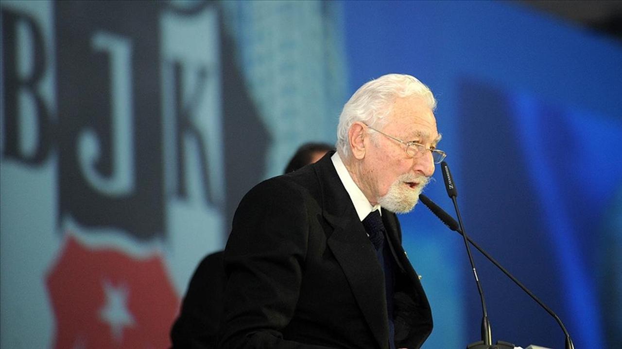 Besiktas's Honorary President Suleyman Seba. (AA Photo)