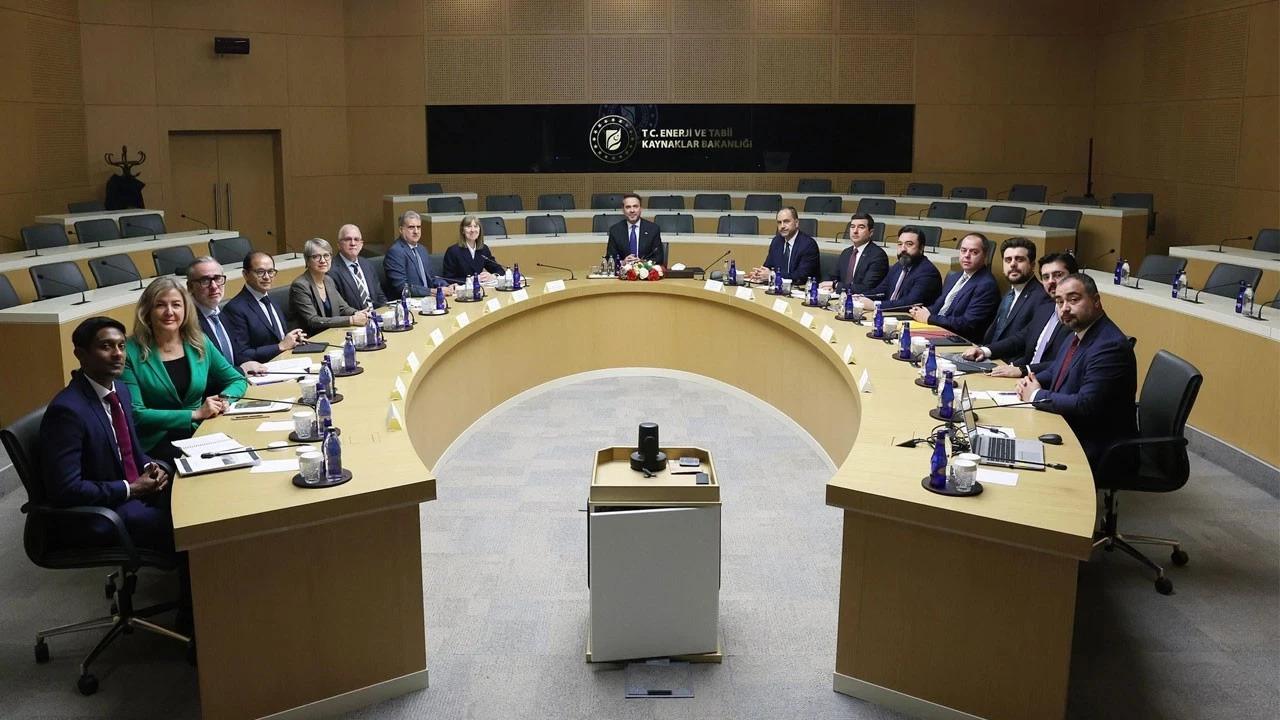 Energy and Natural Resources Minister Alparslan Bayraktar (center) meets with World Bank Vice President for Europe and Central Asia Antonella Bassani (sixth from left) and her delegation in Ankara, Türkiye, November 24, 2025. (AA Photo)