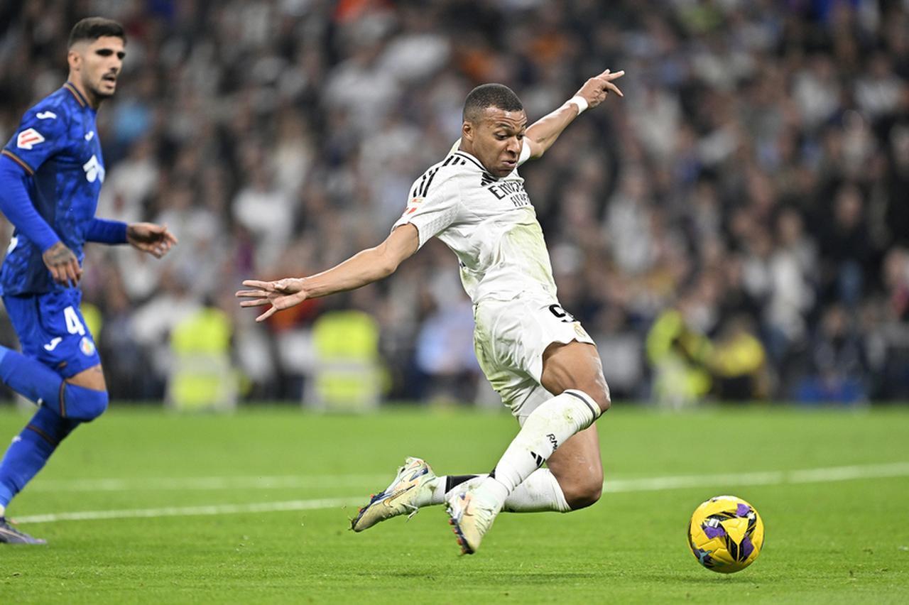 Kylian Mbappe of Real Madrid in action during the La Liga week 15th match against Getafe, Madrid, Spain, December 1, 2024. (AA Photo)