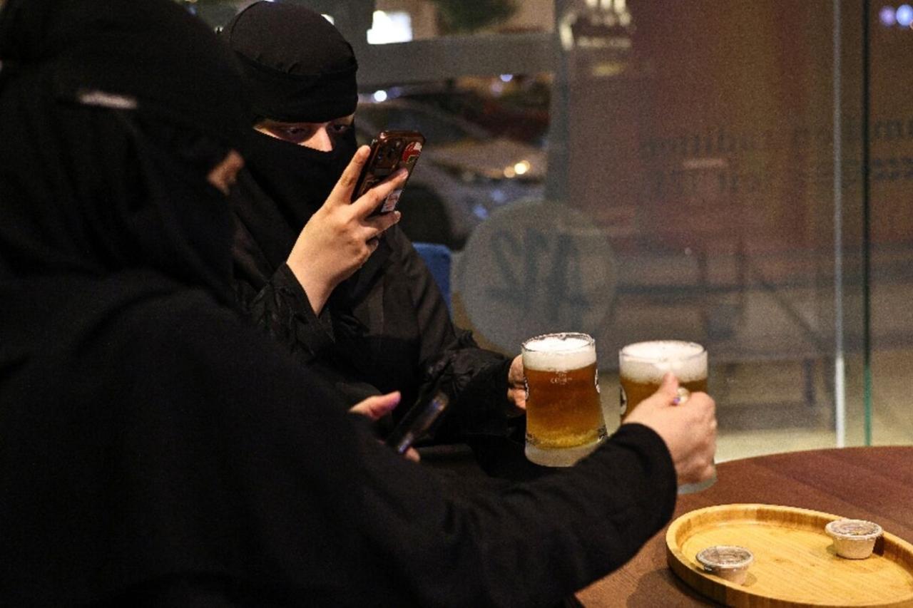 Saudi Arabia to open new alcohol stores, signaling gradual policy shift: Report