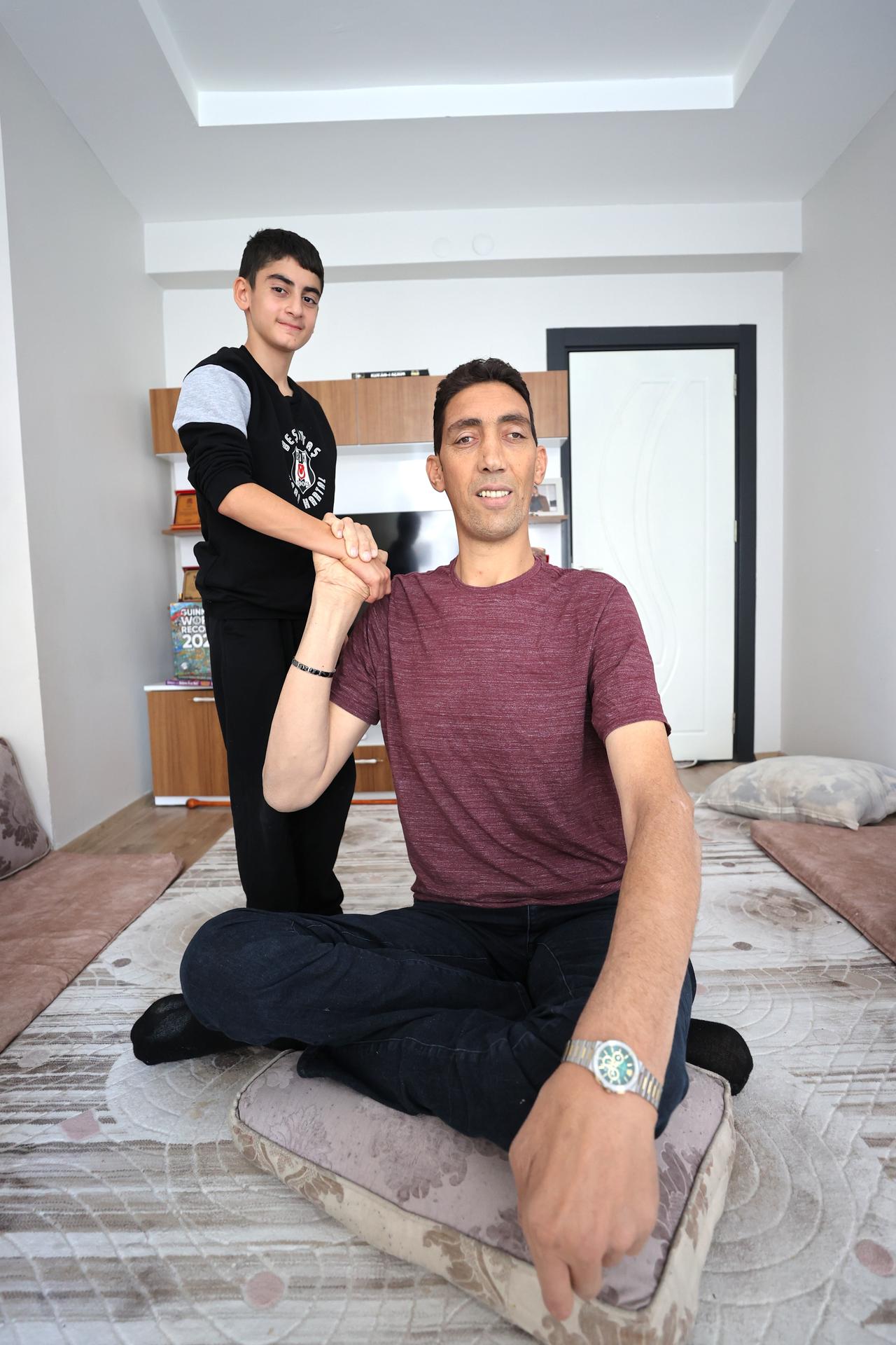 Mardin native Sultan Kösen—recognized as the world’s tallest man at 2.51 meters—is set to take part in documentary filming in the United Kingdom, where his life story will be featured, on November 24, 2025.  (AA Photo)