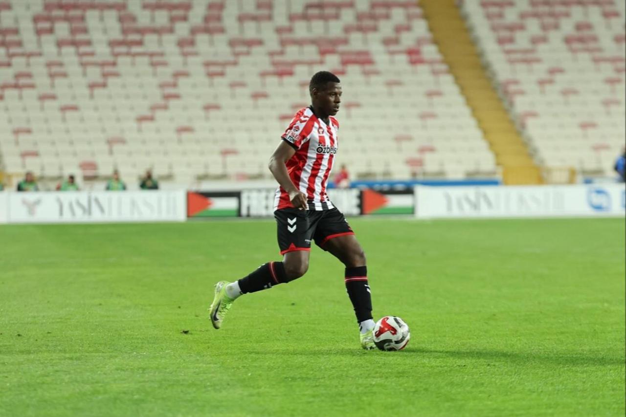 Brazilian forward Luan Campos faces legal action after fleeing Sivasspor facilities 