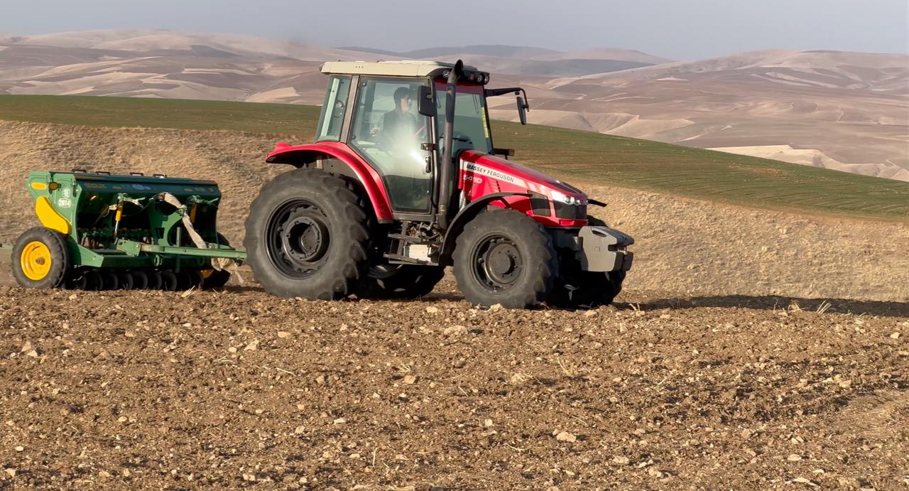 A tractor in a field in Yozgat, Türkiye, Nov. 17, 2025. (AA Photo)