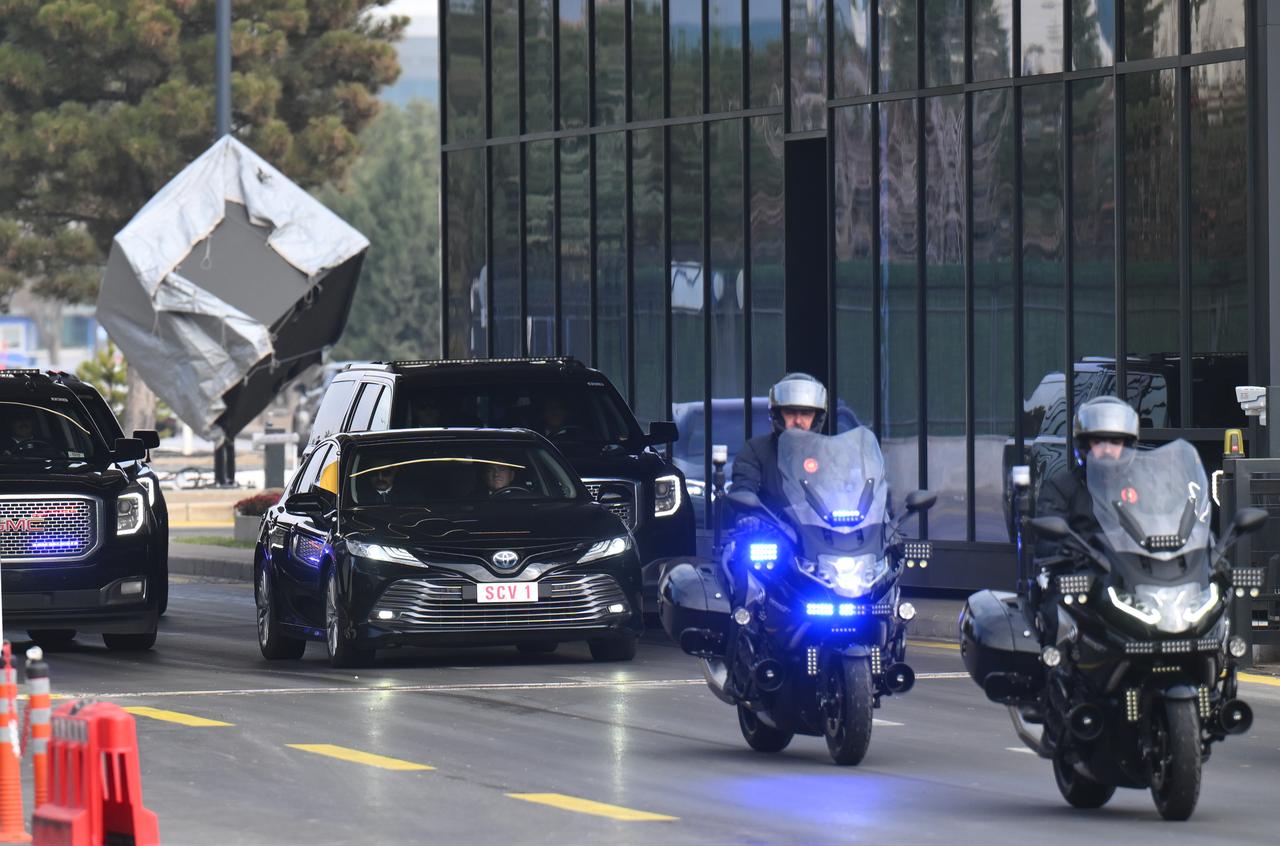 Pope Leo XIV departs from Esenboga Airport after landing, as the Vatican head begins his first overseas visit, in Ankara, Türkiye on Nov. 27, 2025. (AA Photo)